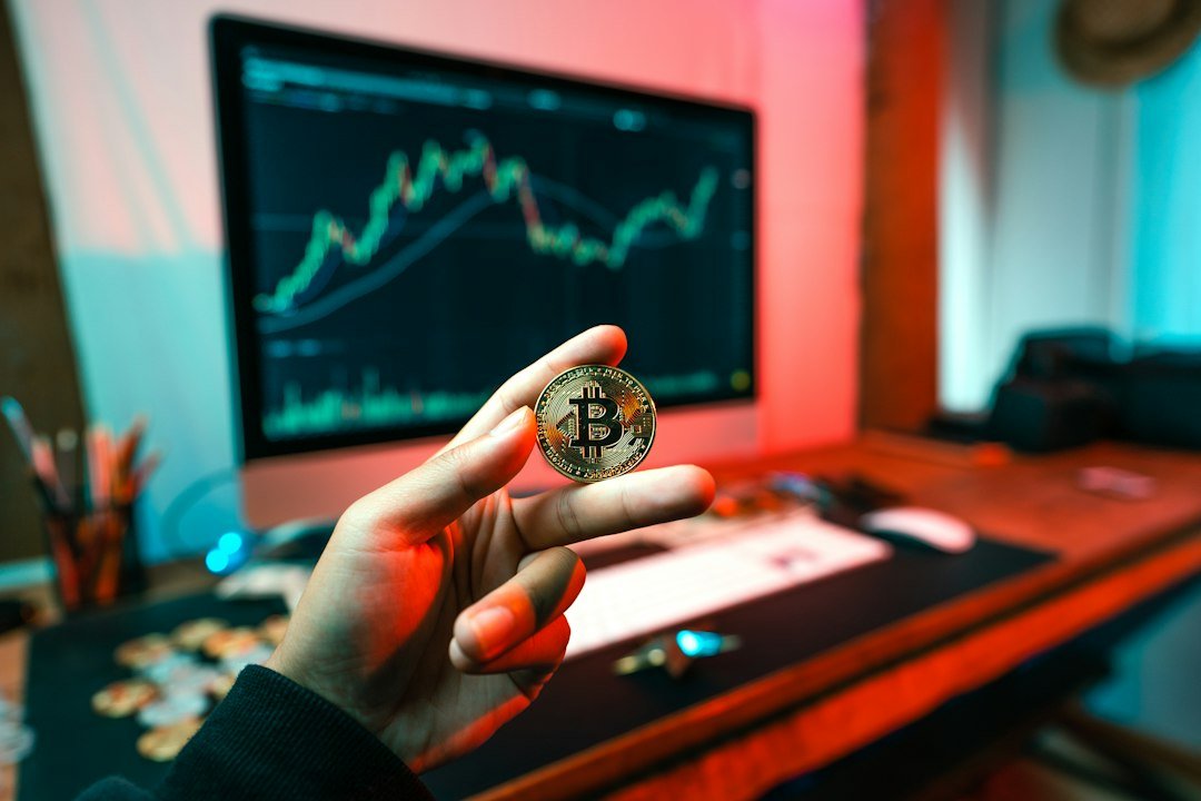 Bitcoin market chart representing price and Federal Reserve expectations