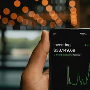 Robinhood trading app representing HOOD stock and Robinhood Chain growth